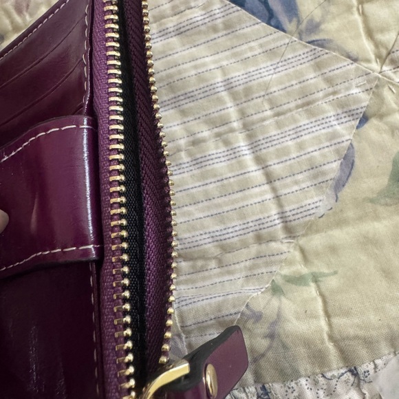 Elegant Purple Women's Wallet - FUNTOR - Picture 12 of 13